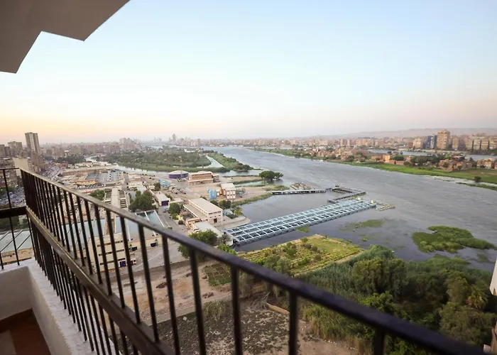 Egm-B-201 3Beedroom Apartment With Nile View
